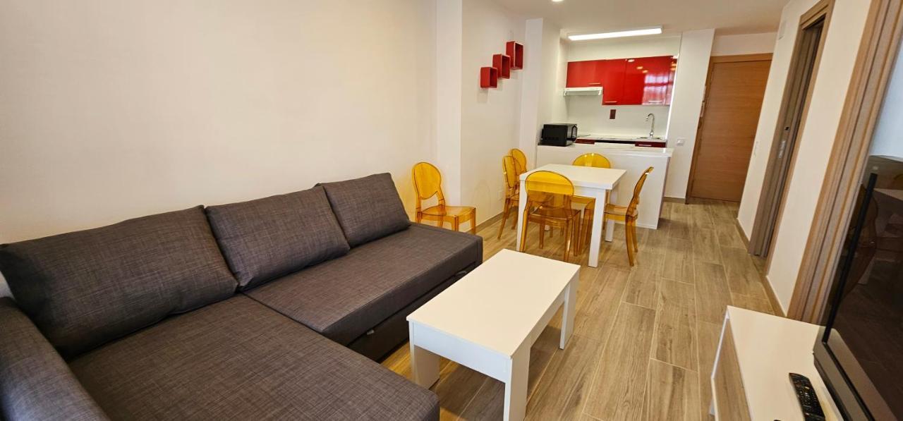 Apartamentos Cataluna92 سالو المظهر الخارجي الصورة