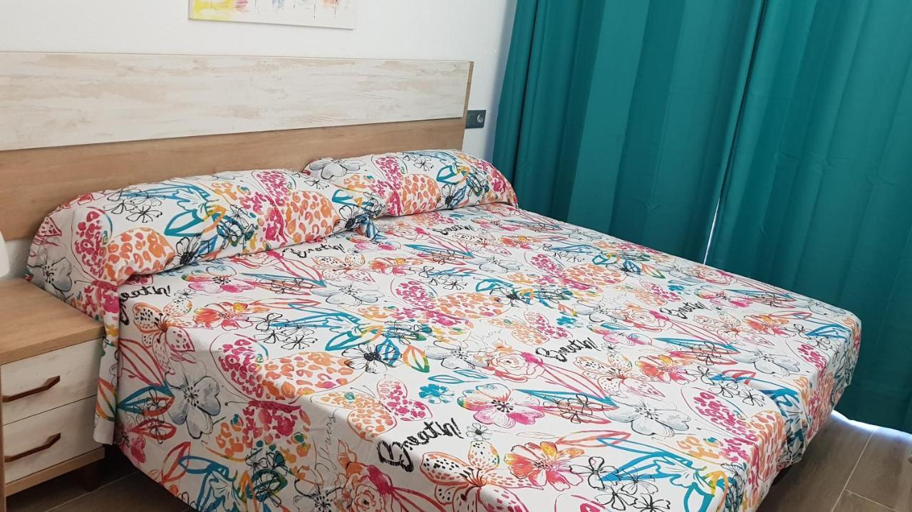 Apartamentos Cataluna92 سالو المظهر الخارجي الصورة